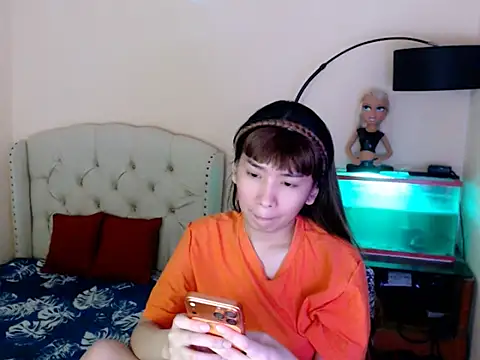 ShantalFoxxy  online show from March 20, 12:50 pm