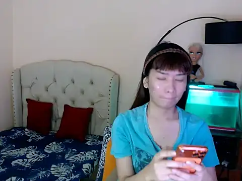 ShantalFoxxy  online show from March 21, 12:56 am