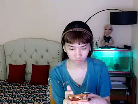 ShantalFoxxy  online show from January 18, 2:15 am