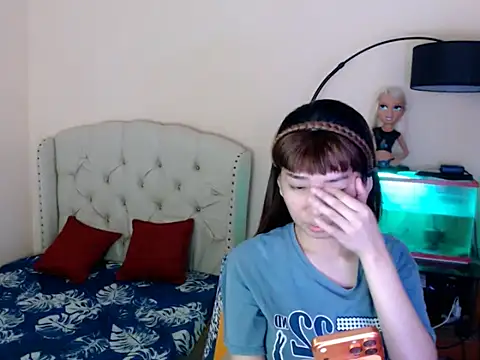 ShantalFoxxy  online show from March 4, 1:24 am