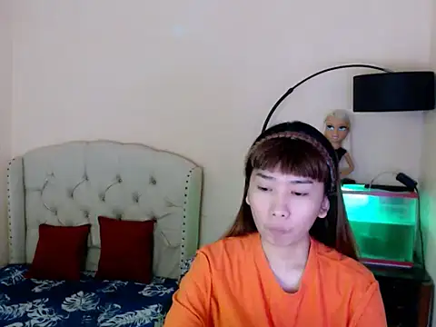 ShantalFoxxy  online show from March 20, 12:44 am