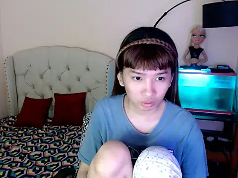 ShantalFoxxy  online show from February 10, 1:32 pm