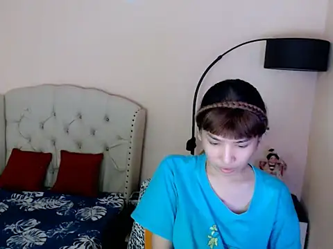 ShantalFoxxy  online show from July 17, 1:25 am