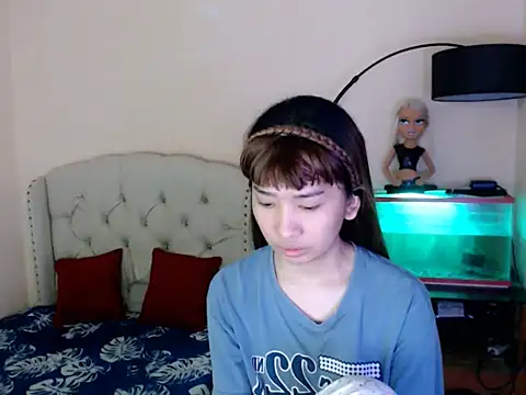 ShantalFoxxy  online show from March 2, 12:22 am