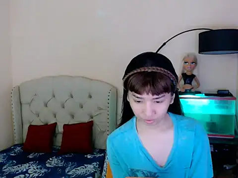 ShantalFoxxy  online show from March 8, 12:27 am