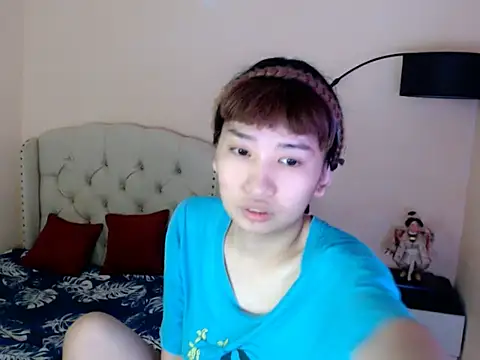 ShantalFoxxy  online show from July 6, 12:17 am