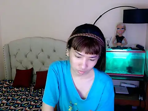 ShantalFoxxy  online show from January 13, 1:48 pm