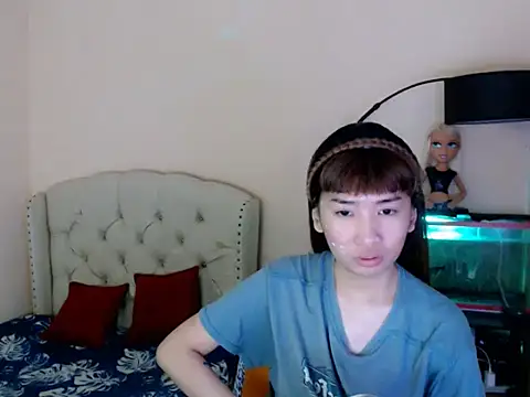 ShantalFoxxy  online show from March 31, 11:40 pm