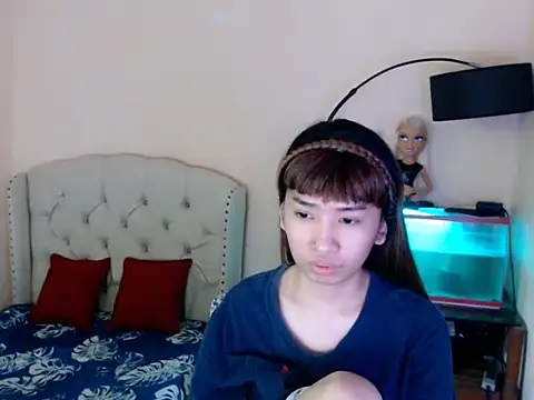 ShantalFoxxy  online show from March 18, 4:26 am