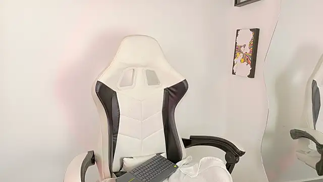 sara queen10 online show from March 26, 7:12 pm