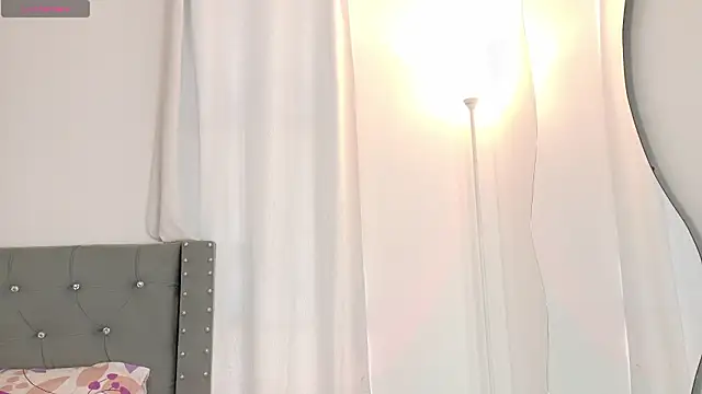 sara queen10 online show from March 9, 4:32 pm