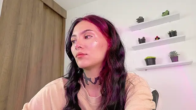 sara queen10 online show from April 30, 1:07 pm