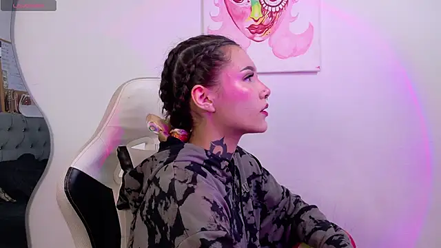 sara queen10 online show from October 1, 1:48 pm