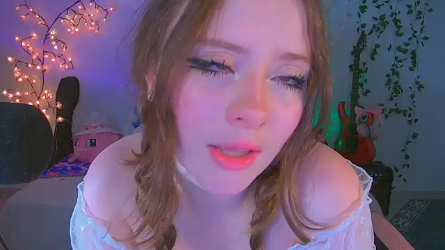 Lil bela online show from February 17, 10:56 am