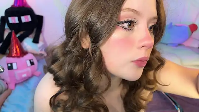 Lil bela online show from March 25, 12:15 pm