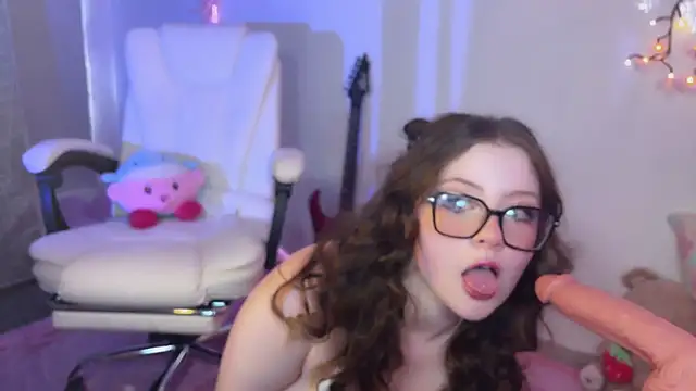 Lil bela online show from March 14, 12:22 pm