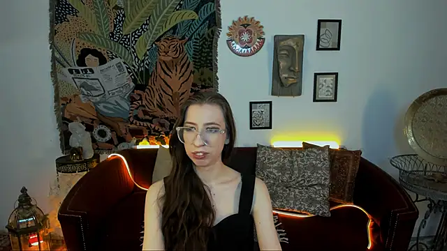 Snapshot of CareyJonas chatting on December 17, 4:56 pm CareyJonas online show from December 17, 4:56 pm