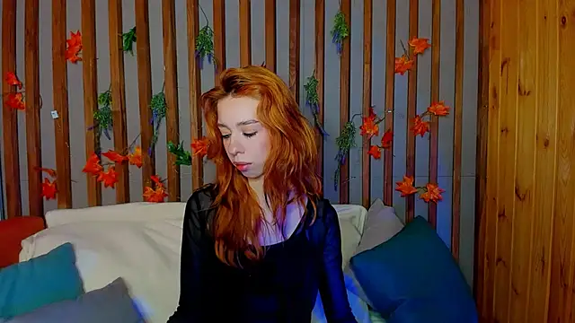 Lori Williams online show from December 4, 1:04 am