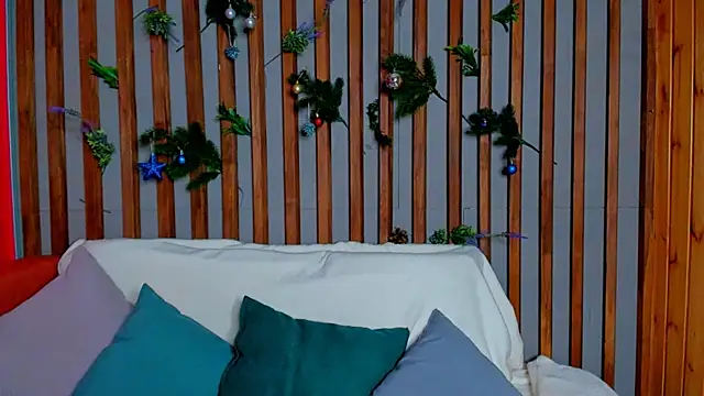 Lori Williams online show from January 16, 12:58 am