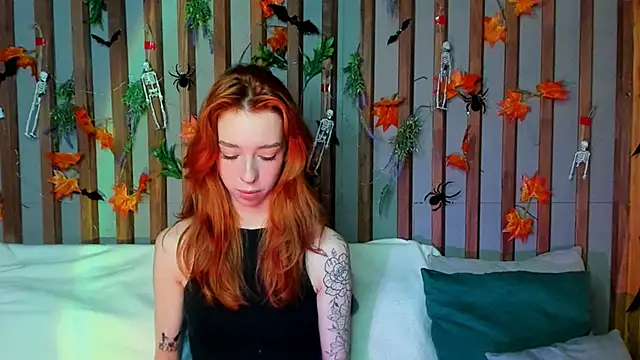 Lori Williams online show from November 5, 12:58 am