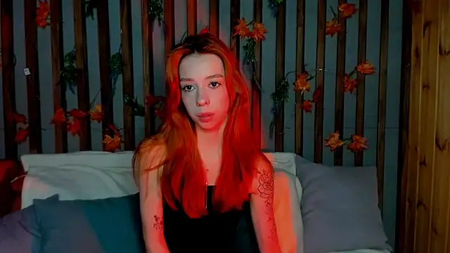 Lori Williams online show from December 15, 1:11 am