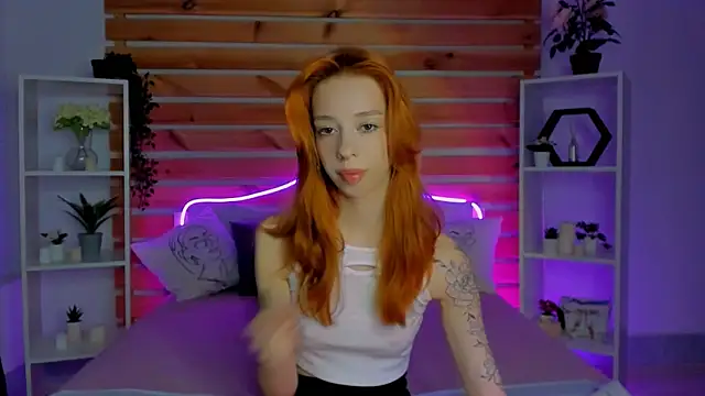 Lori Williams online show from November 12, 12:59 am