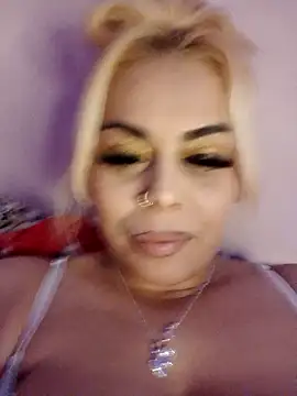 izauri2025 online show from October 23, 7:23 pm