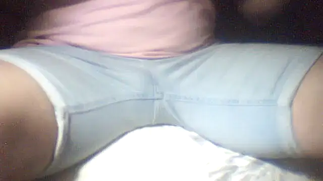 Snapshot of pietje1991 chatting on June 6, 8:03 pm pietje1991 online show from June 6, 8:03 pm