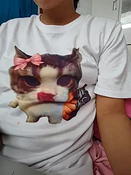 airamoon online show from April 5, 7:20 pm