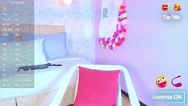 Snapshot of sweet_artemiis chatting on October 2, 8:12 pm sweet artemiis online show from October 2, 8:12 pm