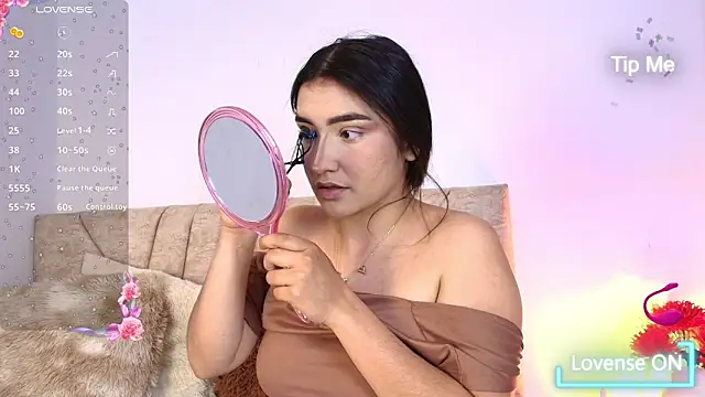 sweet artemiis online show from April 6, 8:10 pm