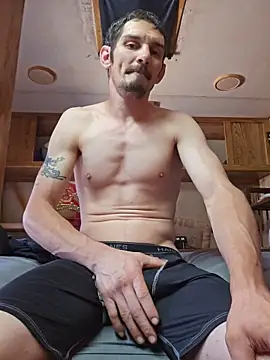 mike42088 online show from April 3, 7:20 pm