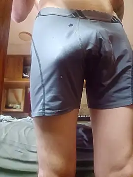 Snapshot of mike42088 chatting on June 24, 4:16 pm mike42088 online show from June 24, 4:16 pm