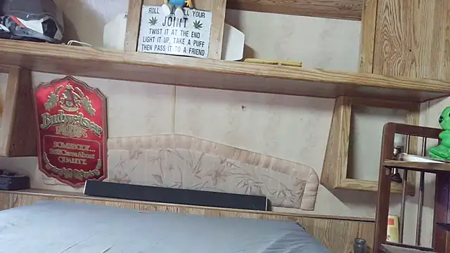 mike42088 online show from February 24, 7:15 pm