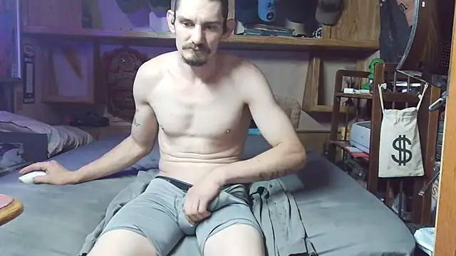 mike42088 online show from May 28, 1:46 am