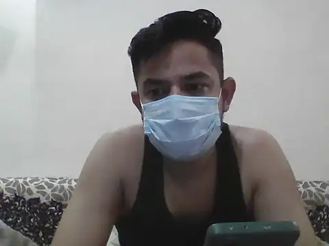 Snapshot of NIVAN_7251 chatting on October 28, 7:51 am NIVAN 7251 online show from October 28, 7:51 am