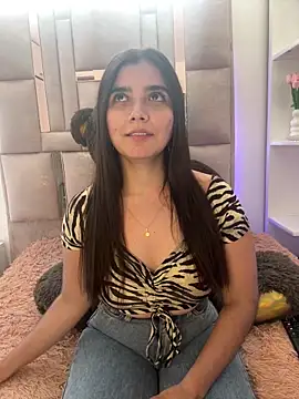 salomecute21 online show from September 24, 1:50 pm