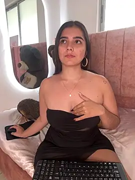 salomecute21 online show from October 24, 11:53 am