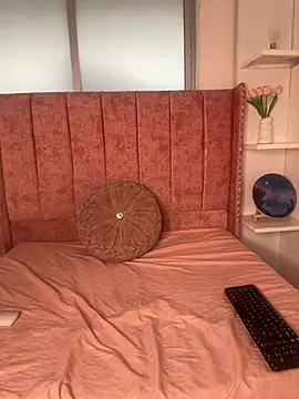 salomecute21 online show from February 12, 11:32 am