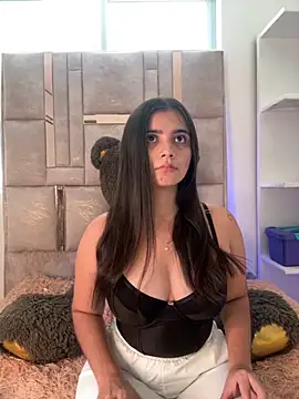 salomecute21 online show from September 26, 1:51 pm