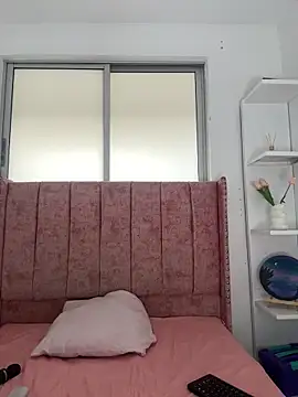 salomecute21 online show from March 20, 11:22 am