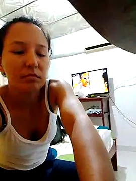 Snapshot of Natzu_Choi chatting on June 17, 1:38 am Natzu Choi online show from June 17, 1:38 am