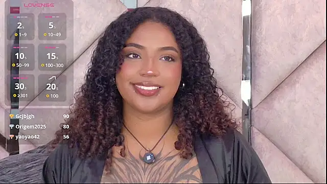 Cristal-Jonnes online show from April 17, 4:04 am