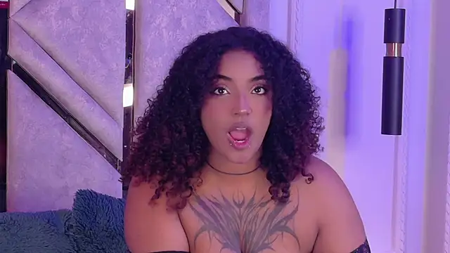 Cristal-Jonnes online show from June 16, 3:06 am