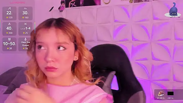 JuliethMoss online show from January 15, 8:45 pm