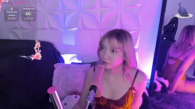 JuliethMoss online show from October 25, 8:31 pm