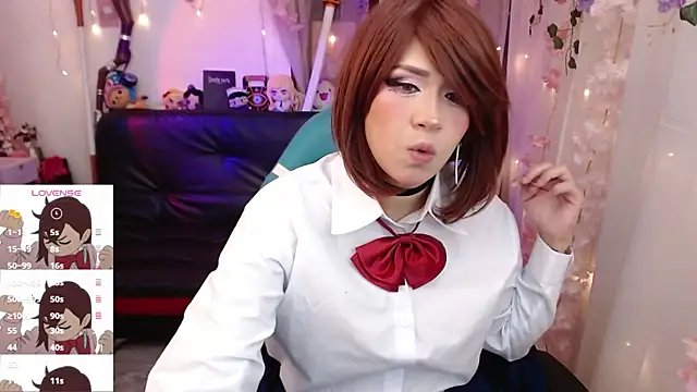 Snapshot of jadedelux_ chatting on June 14, 6:20 pm jadedelux online show from June 14, 6:20 pm