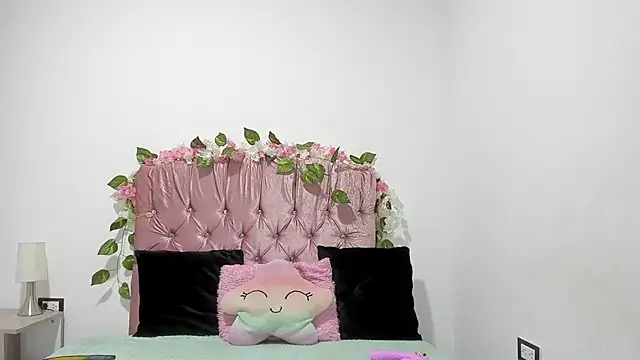 ivy moon05 online show from October 22, 5:01 pm