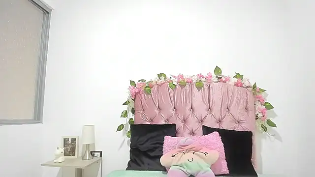 ivy moon05 online show from September 30, 5:41 pm