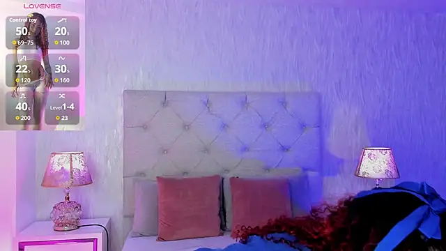 Pamelamiler   online show from April 7, 11:56 am